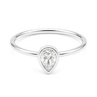 LAB DIAMOND PEAR MARSHALL RING