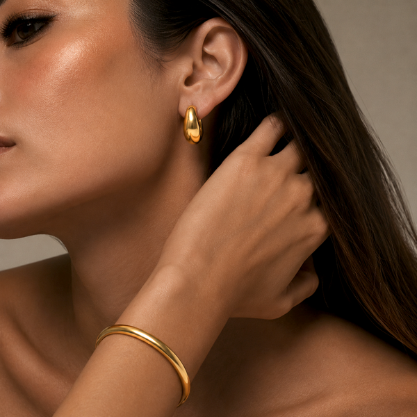 GOLD BUBBLE HOOP HUGGIES
